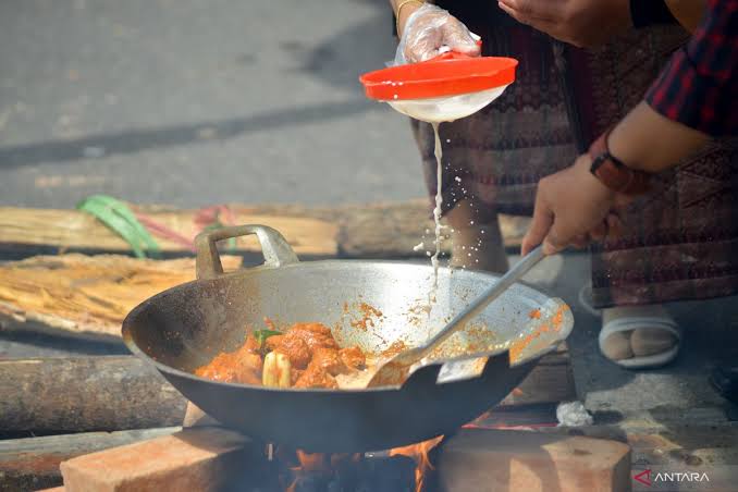 Mengapa Makanan yang Dipanaskan Kembali Bisa Terasa Berbeda? Ini Penyebabnya